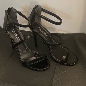 Charles Jordan zip up strap he heals